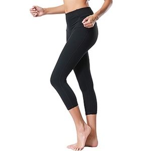 NS Activewear Compression Black Capri Leggings